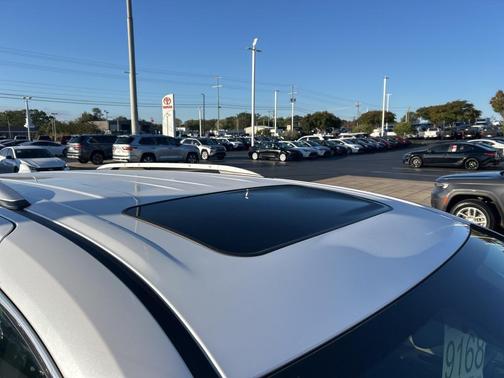 2024 Toyota Sienna Platinum 7 Passenger