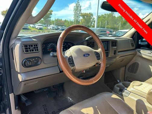 Tan 2003 Ford Excursion Limited