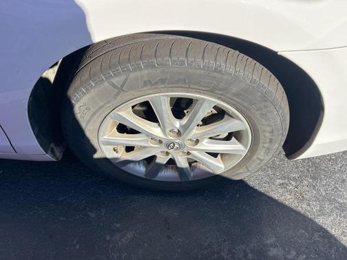 2011 Toyota Camry XLE
