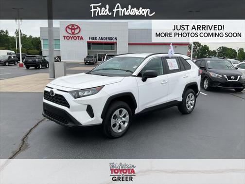 2021 Toyota RAV4 LE