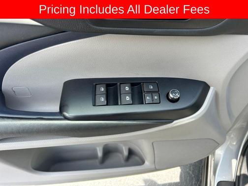 Celestial Silver Metallic 2017 Toyota Highlander XLE