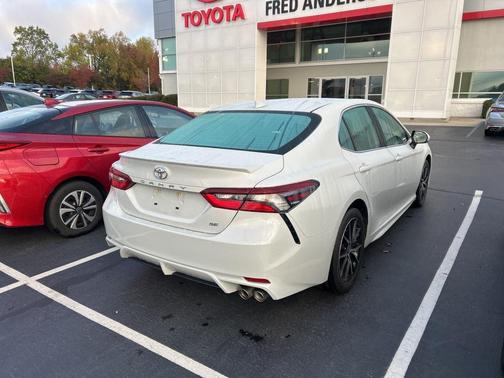 2023 Toyota Camry SE