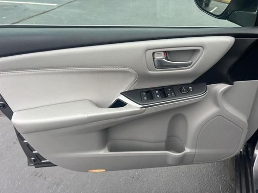 2017 Toyota Camry XLE