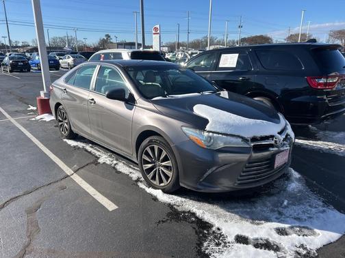 2017 Toyota Camry XLE