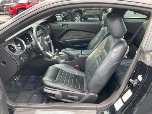 2013 Ford Mustang V6