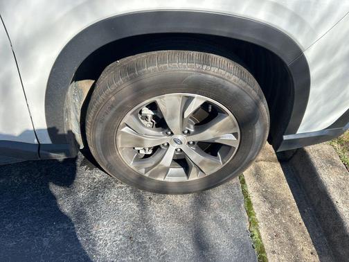 2024 Subaru Ascent Premium 7-Passenger