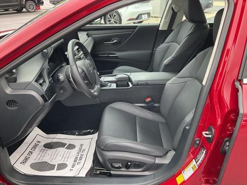 2022 Lexus ES 350 Base