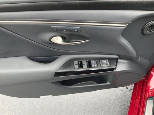 2022 Lexus ES 350 Base