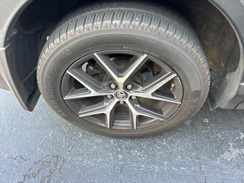 2016 Toyota RAV4 SE