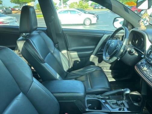 2016 Toyota RAV4 SE