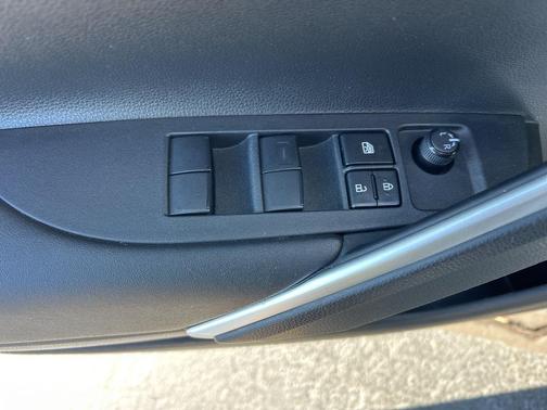 2023 Toyota Corolla Hybrid SE