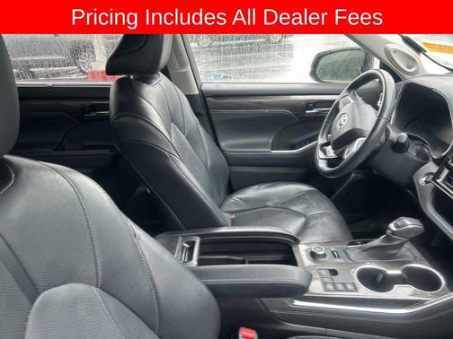 Cypress 2023 Toyota Highlander Limited