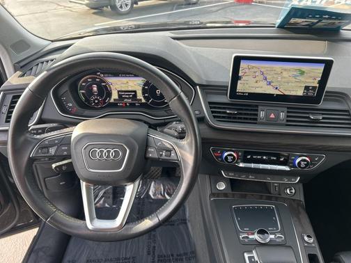 2020 Audi Q5 Premium Plus 55 TFSI e quattro S tronic