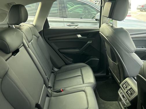 2020 Audi Q5 Premium Plus 55 TFSI e quattro S tronic