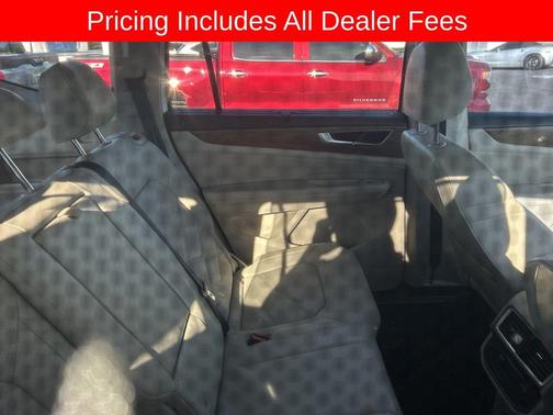 Pure White 2024 Volkswagen Atlas 2.0T SE w/Technology