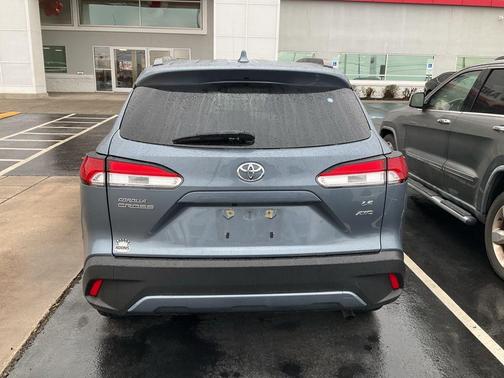 2024 Toyota Corolla Cross LE
