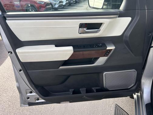 2024 Toyota Sequoia Capstone