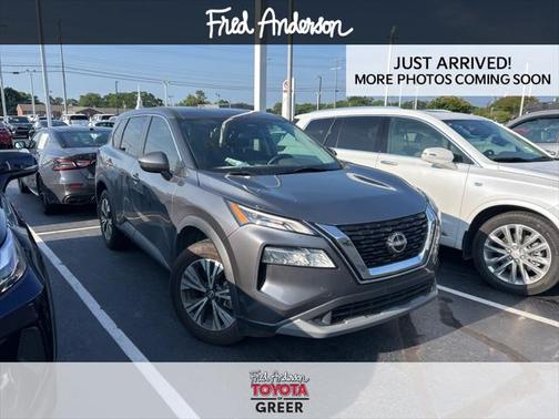 2022 Nissan Rogue SV