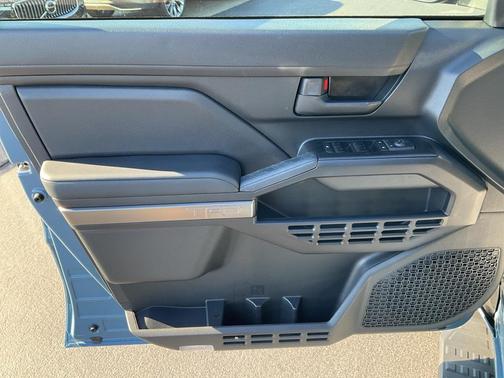 2025 Toyota 4Runner TRD Off Road