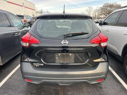 2019 Nissan Kicks S