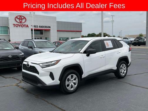 Ice Cap 2025 Toyota RAV4 LE