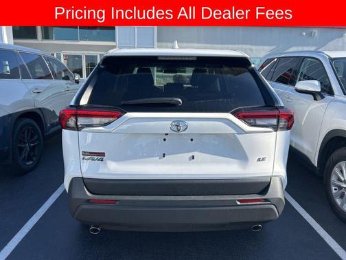 Ice Cap 2025 Toyota RAV4 LE