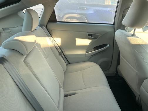 2014 Toyota Prius Four