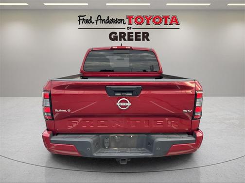 2024 Nissan Frontier SV