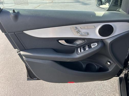 2022 Mercedes-Benz GLC 300 Base