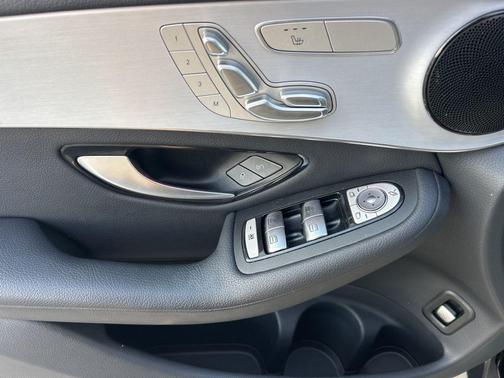 2022 Mercedes-Benz GLC 300 Base