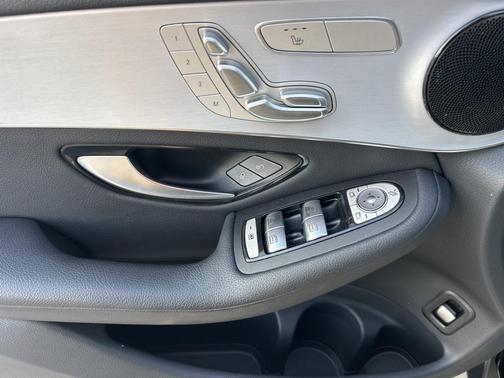 2022 Mercedes-Benz GLC 300 Base