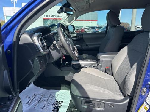 2022 Toyota Tacoma SR5