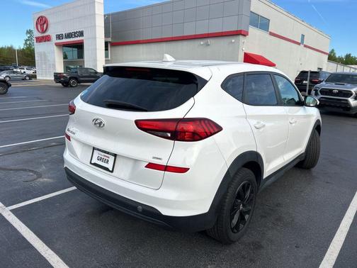 2019 Hyundai TUCSON SE