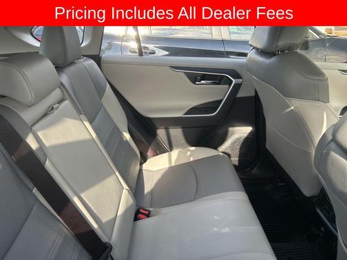 Wind Chill Pearl 2023 Toyota RAV4 Limited