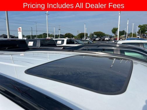 Wind Chill Pearl 2023 Toyota RAV4 Limited