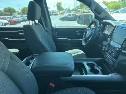 Flame Red Clearcoat 2025 RAM 1500 Big Horn/Lone Star