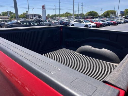 Flame Red Clearcoat 2025 RAM 1500 Big Horn/Lone Star