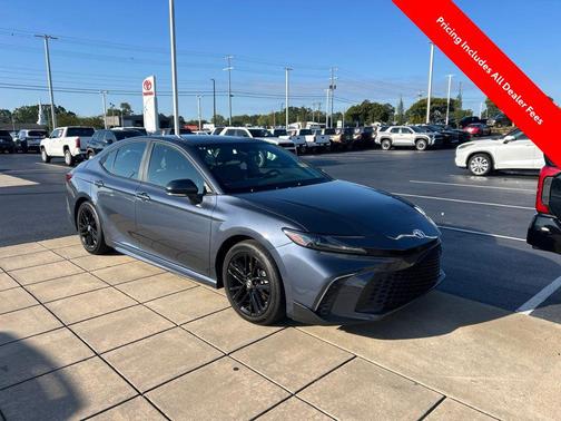 Dark Cosmos 2026 Toyota Camry SE