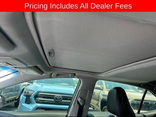 Celestial Silver Metallic 2018 Toyota Camry SE