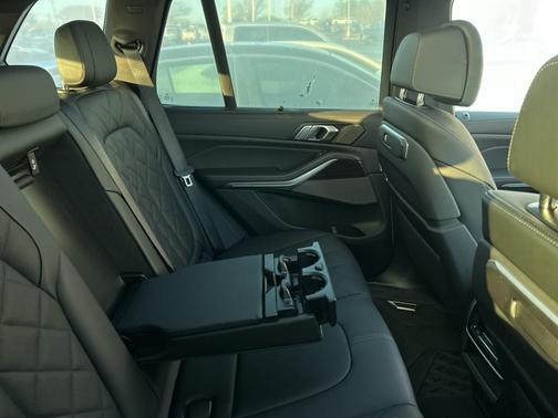2025 BMW X5 sDrive40i
