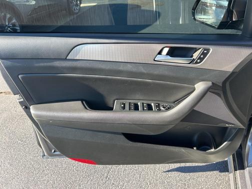 2019 Hyundai SONATA Limited 2.0T