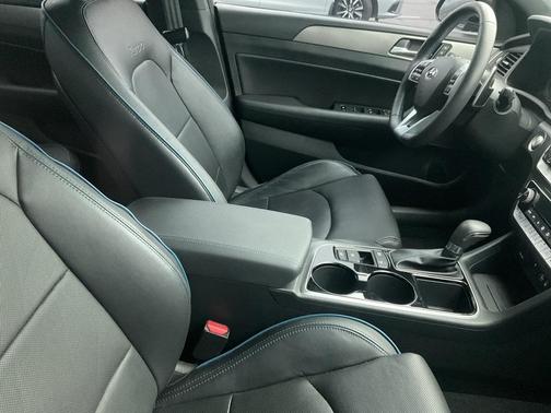 2019 Hyundai SONATA Limited 2.0T