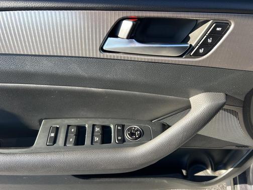 2019 Hyundai SONATA Limited 2.0T