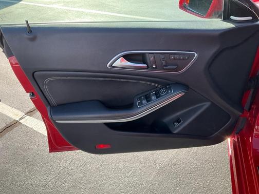 2014 Mercedes-Benz CLA-Class Base