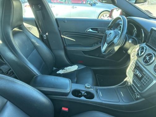 2014 Mercedes-Benz CLA-Class Base
