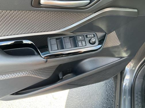 2022 Toyota C-HR Limited