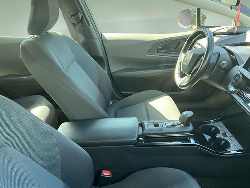 2023 Toyota Prius LE