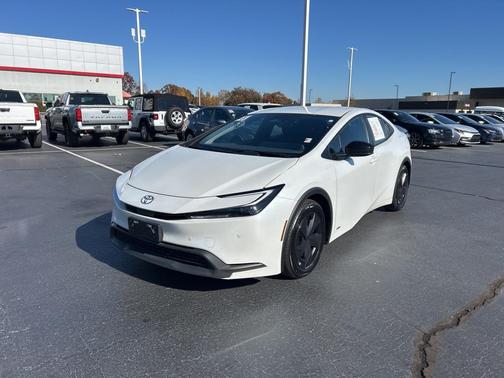 2023 Toyota Prius LE