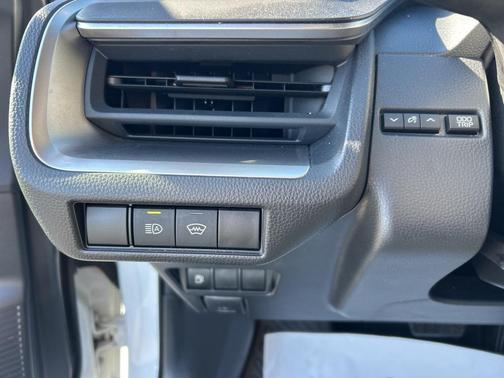 2023 Toyota Prius LE