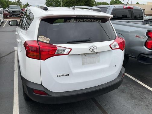 Super White 2014 Toyota RAV4 LE
